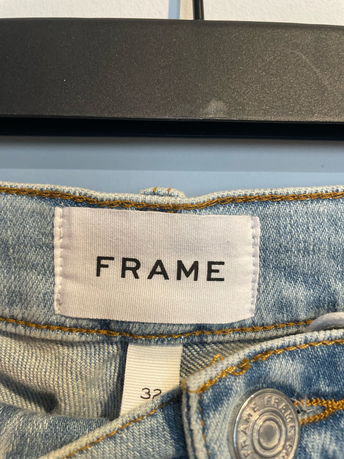 Le High Mid-Rise Straight Denim